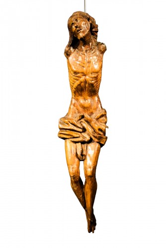 Christ crucifié  en bois de tilleul - Fin du 16e siècle
